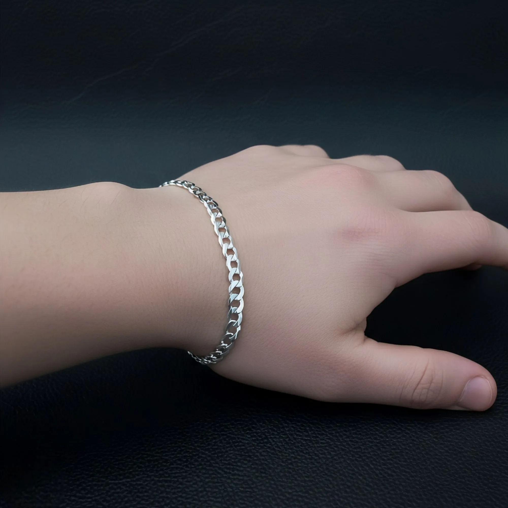 Pulseira masculina em prata 925 escama de peixe 5mm com brilho intenso e acabamento refinado